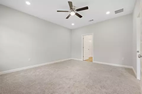 Bedroom - 6116 Mildreds Way, Crestview, FL 32539 photo 2 of 10
