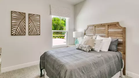 Bedroom - 5884 Tripletail Dr, Milton, FL 32583 photo 8 of 12
