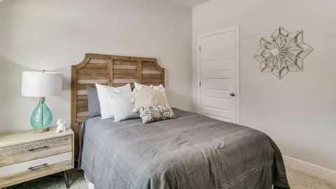 Bedroom - 5884 Tripletail Dr, Milton, FL 32583 photo 10 of 12