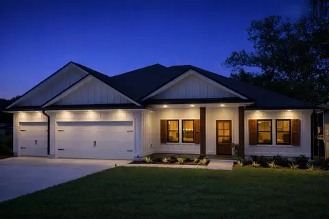 1720 25th St, Niceville, FL 32578