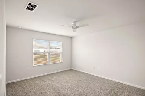 Bedroom - 924 Sandbar Loop, Crestview, FL 32539 photo 1 of 8