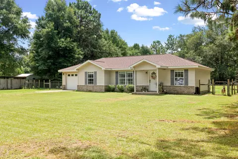 Exterior - 978 Grandmas Pl, Baker, FL 32531 photo 2 of 11