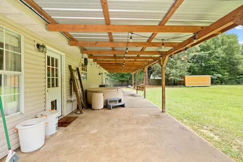 Exterior - 978 Grandmas Pl, Baker, FL 32531 photo 7 of 11