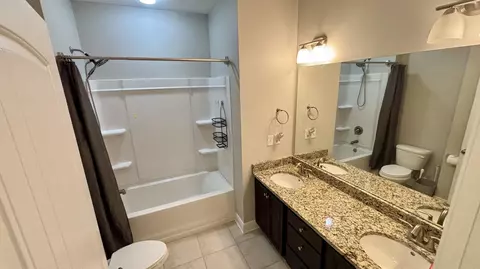 Bath - 400 Lilly Bell Ln, Freeport, FL 32439 photo 5 of 5