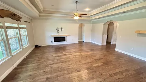Living - 400 Lilly Bell Ln, Freeport, FL 32439 photo 4 of 4