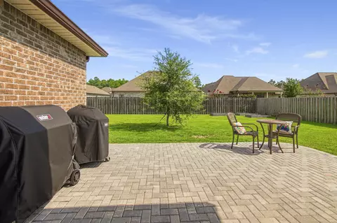 Exterior - 97 Campfire Cv, Freeport, FL 32439 photo 5 of 19