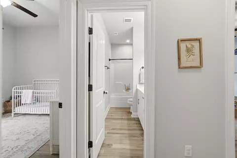Entry Way - 97 Campfire Cv, Freeport, FL 32439 photo 6 of 7