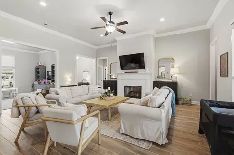 Living - 97 Campfire Cv, Freeport, FL 32439 photo 3 of 3