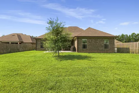 Exterior - 97 Campfire Cv, Freeport, FL 32439 photo 8 of 19