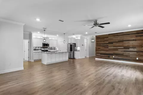 Living - 52 Dusky Way, Freeport, FL 32439 photo 7 of 9