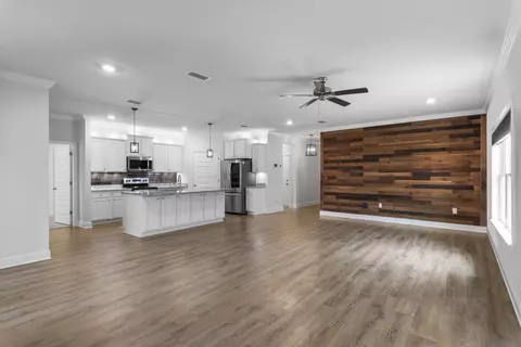 Living - 52 Dusky Way, Freeport, FL 32439 photo 6 of 9