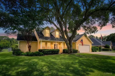 4423 Windlake Dr, Niceville, FL 32578