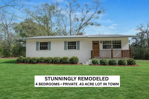 97 Graham St, Defuniak Springs, FL 32435