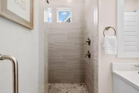 Bath - 145 W Pine Lands Loop UNIT C, Inlet Beach, FL 32461 photo 2 of 3