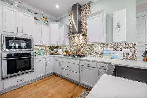 Kitchen - 145 W Pine Lands Loop UNIT C, Inlet Beach, FL 32461 photo 3 of 5