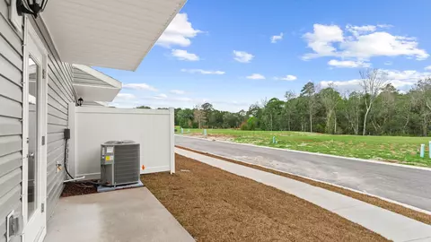Exterior - 96 Stern St, Freeport, FL 32439 photo 3 of 5