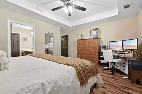 Bedroom - 4325 Glen Forest Dr, Milton, FL 32583 photo 3 of 6
