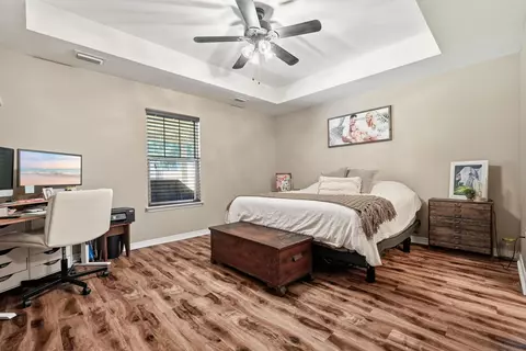Bedroom - 4325 Glen Forest Dr, Milton, FL 32583 photo 1 of 6