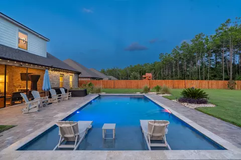 Exterior - 154 Campfire Cv, Freeport, FL 32439 photo 2 of 31
