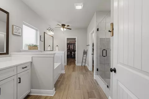 Entry Way - 154 Campfire Cv, Freeport, FL 32439 photo 6 of 12