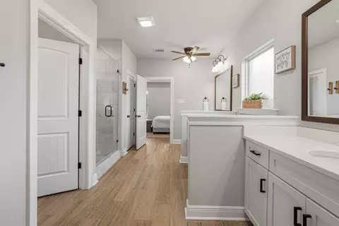 Entry Way - 154 Campfire Cv, Freeport, FL 32439 photo 7 of 12