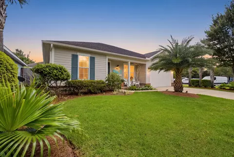 127 Hatton Ct, Santa Rosa Beach, FL 32459