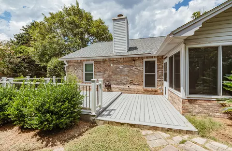Exterior - 107 Kipling Dr, Crestview, FL 32539 photo 13 of 15