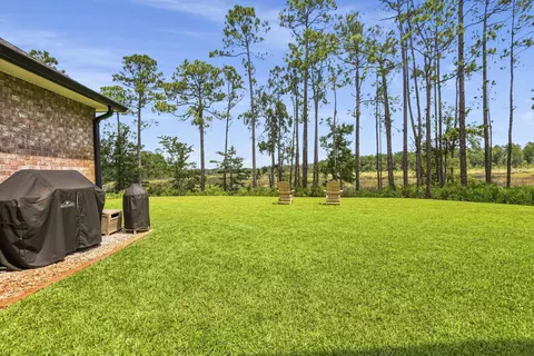 Exterior - 395 Constellation Ave, Freeport, FL 32439 photo 7 of 12