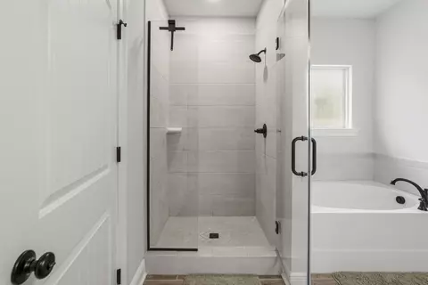 Bath - 395 Constellation Ave, Freeport, FL 32439 photo 1 of 3