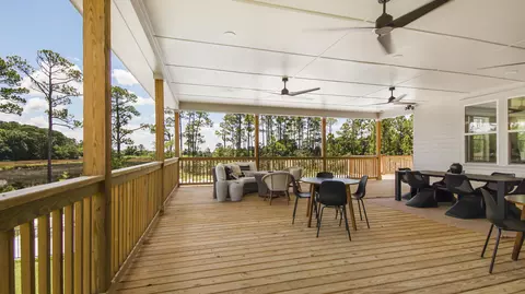 Exterior - 395 Constellation Ave, Freeport, FL 32439 photo 11 of 12