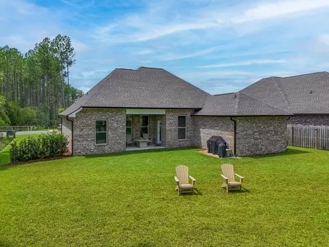 Exterior - 395 Constellation Ave, Freeport, FL 32439 photo 5 of 12