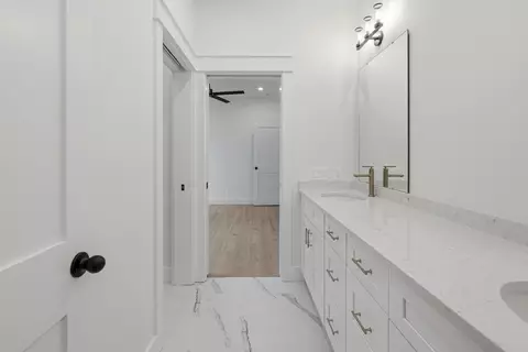 Entry Way - 236 N Marsh Lndg, Freeport, FL 32439 photo 5 of 6