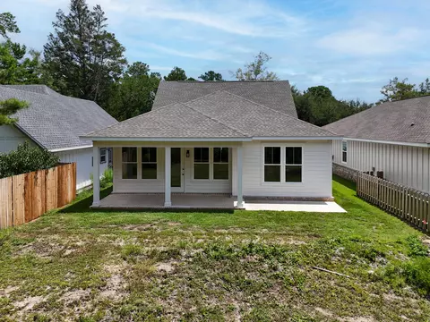 Exterior - 236 N Marsh Lndg, Freeport, FL 32439 photo 4 of 7