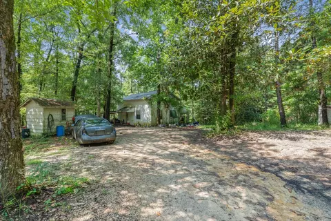 439 Thornton Rd, Defuniak Springs, FL 32435