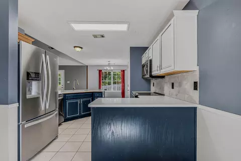 Kitchen - 101 Conquest Ave, Crestview, FL 32536 photo 6 of 6