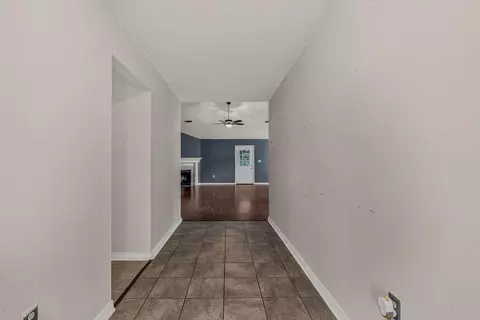 Entry Way - 101 Conquest Ave, Crestview, FL 32536 photo 1 of 1