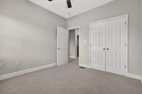 Bedroom - 408 Arbor Lake Dr, Crestview, FL 32536 photo 2 of 5