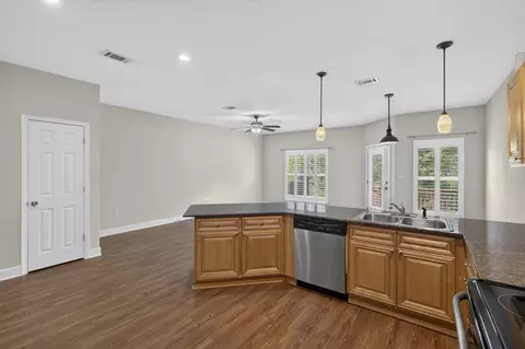 Living - 408 Arbor Lake Dr, Crestview, FL 32536 photo 1 of 5