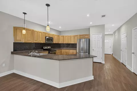 Kitchen - 408 Arbor Lake Dr, Crestview, FL 32536 photo 3 of 3