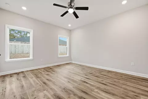 Living - 1018 Rin Ct, Milton, FL 32583 photo 4 of 4