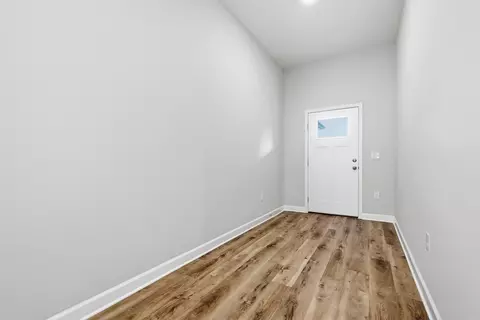 Entry Way - 1018 Rin Ct, Milton, FL 32583 photo 1 of 10