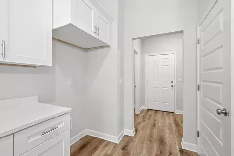 Entry Way - 1018 Rin Ct, Milton, FL 32583 photo 5 of 10