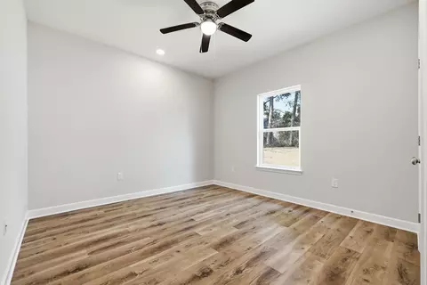 Bedroom - 1018 Rin Ct, Milton, FL 32583 photo 2 of 5