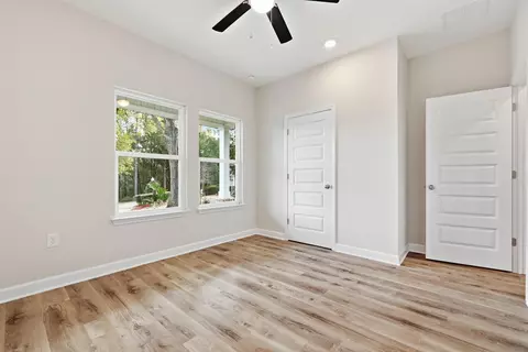 Bedroom - 1018 Rin Ct, Milton, FL 32583 photo 5 of 5