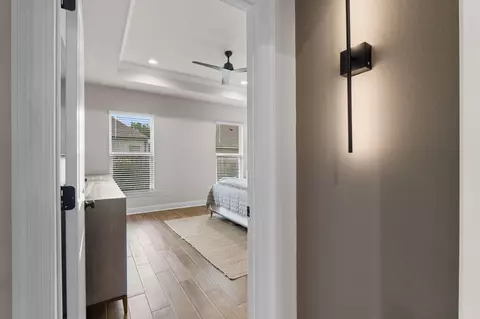 Entry Way - 148 Flora Ln, Freeport, FL 32439 photo 6 of 8