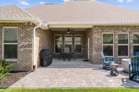 Exterior - 148 Flora Ln, Freeport, FL 32439 photo 7 of 7