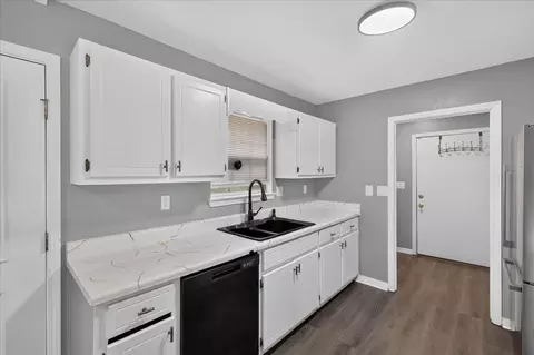 Other - 326 Lakeview Dr, Crestview, FL 32536 photo 2 of 5