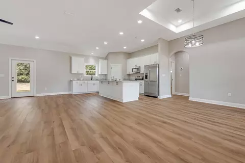 Living - 5498 Goodwin Rd, Crestview, FL 32539 photo 2 of 2