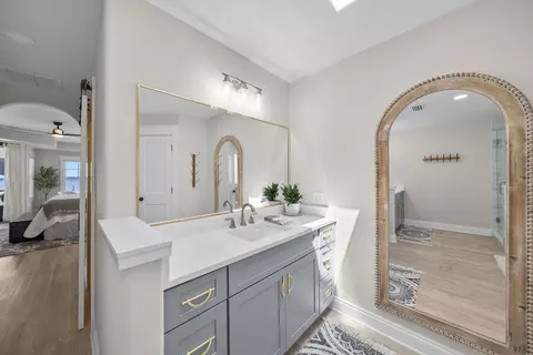 Bath - 229 Crest Dr, Miramar Beach, FL 32550 photo 2 of 6