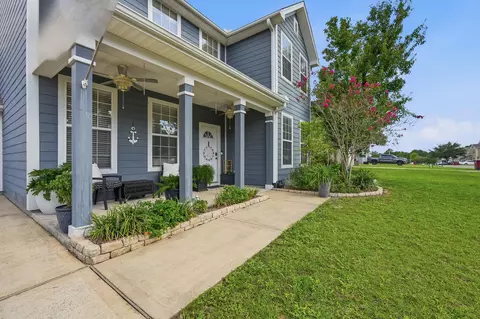 Exterior - 416 Peoria Blvd, Crestview, FL 32536 photo 4 of 9